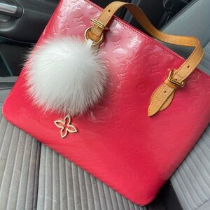 Louis Vuitton Pink Vernis Brentwood Bag